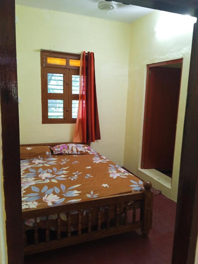 Ambai Garden Home Ambāsamudram Exterior photo