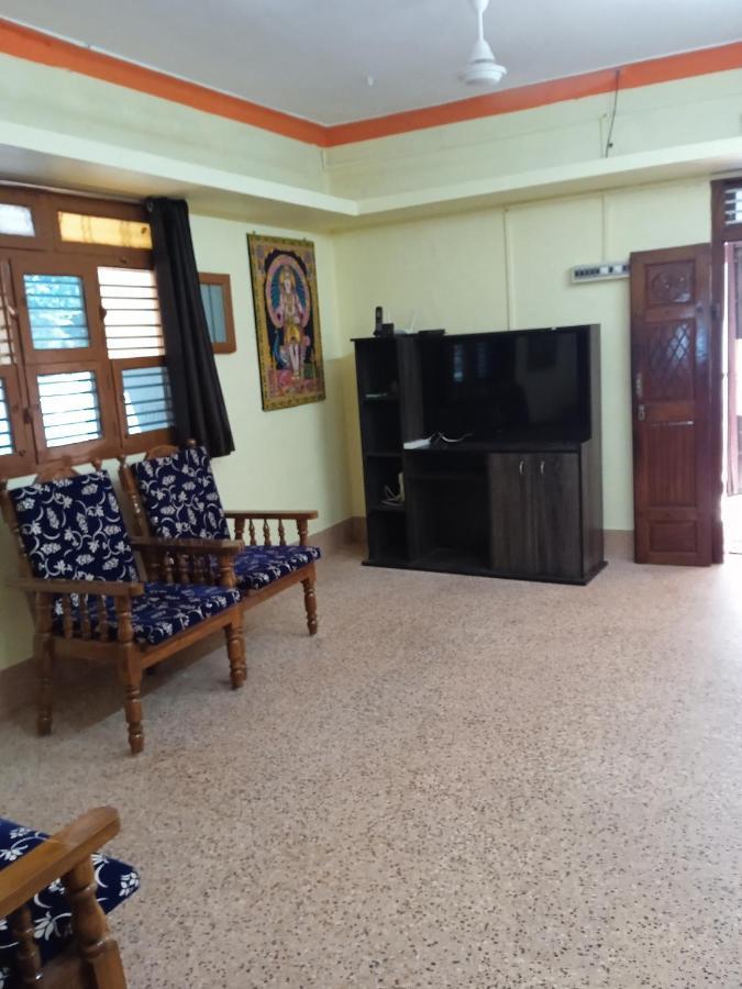 Ambai Garden Home Ambāsamudram Exterior photo